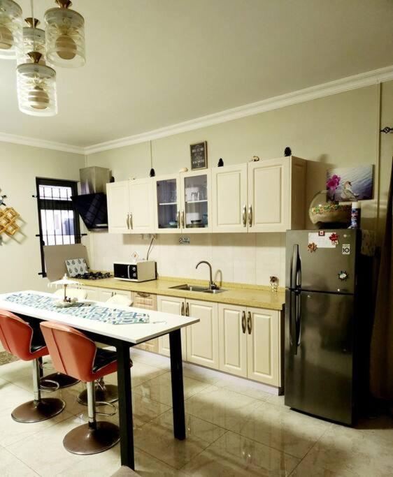 Kot Nu - Beach Themed Apartment - 3 Mins Walk From The Sea Flic-en-Flacq Εξωτερικό φωτογραφία